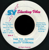 The Mighty Diamonds : Pass The Kutchie (7")