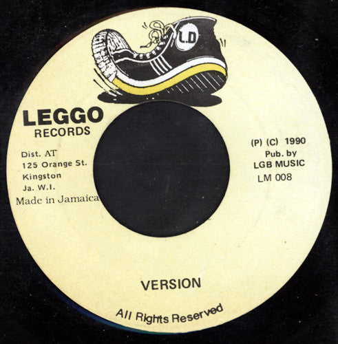 Dennis Brown : Sea Of Love (7")